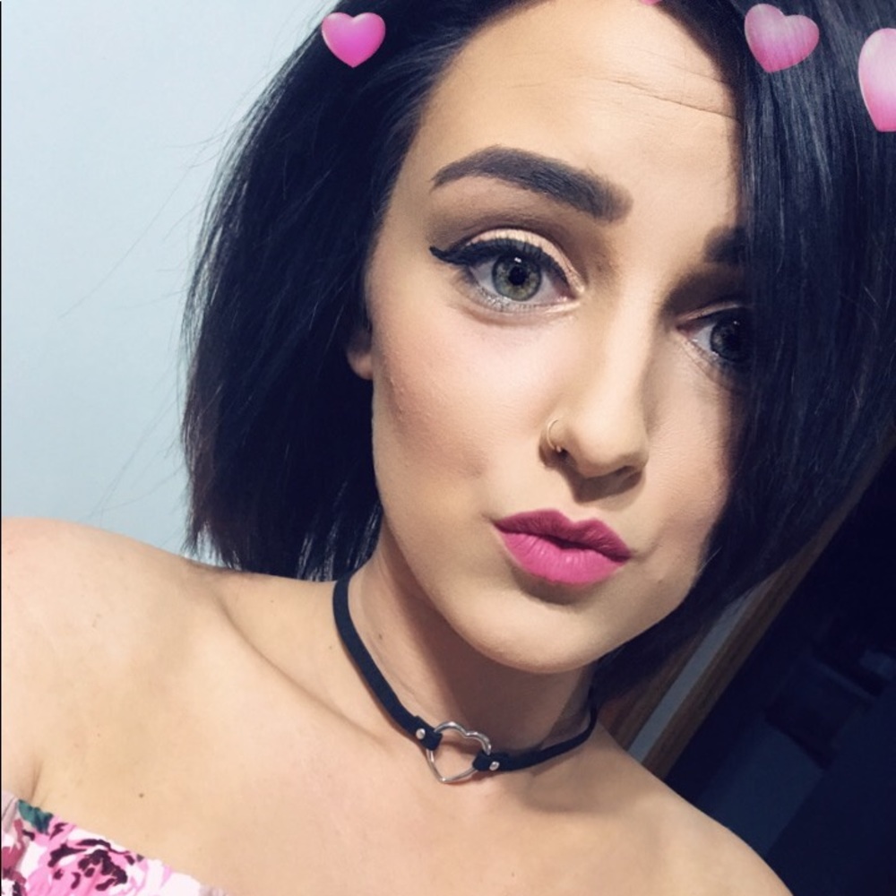 Meet your Posher, Mallory